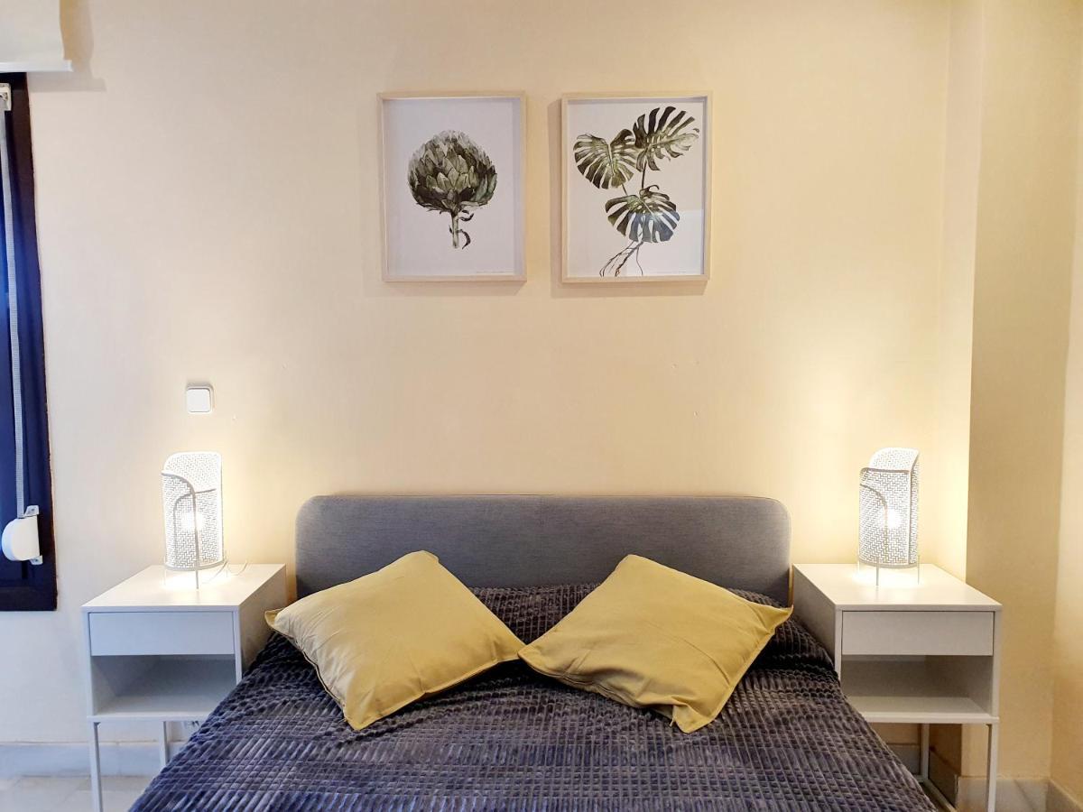 Cozy Apartment On The Beach Sitio de Calahonda Exterior photo